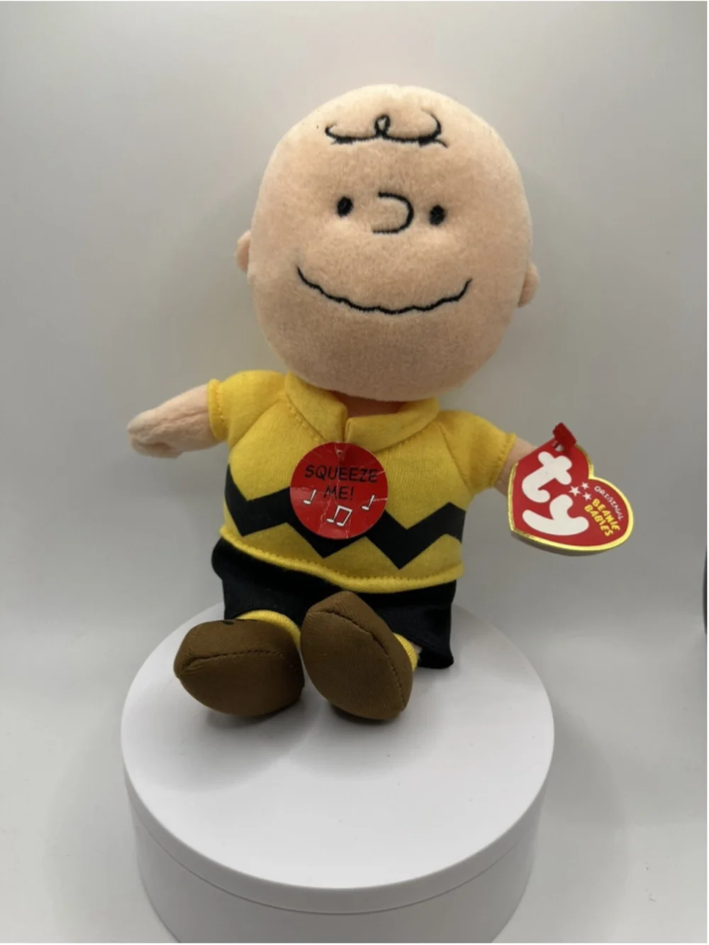 VTG Peanuts 2010 TY Beanie Baby Charlie Brown NEEDS BATTERIES RETIRED WITH TAG